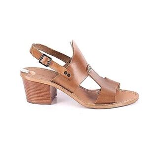 Barbara Barbieri Leather Stacked Heel‎ Sandal in Light Brown Size 8
